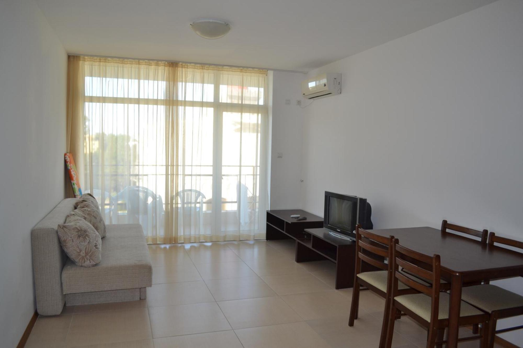 Grand Kamelia Apartment Сонячний Берег Екстер'єр фото